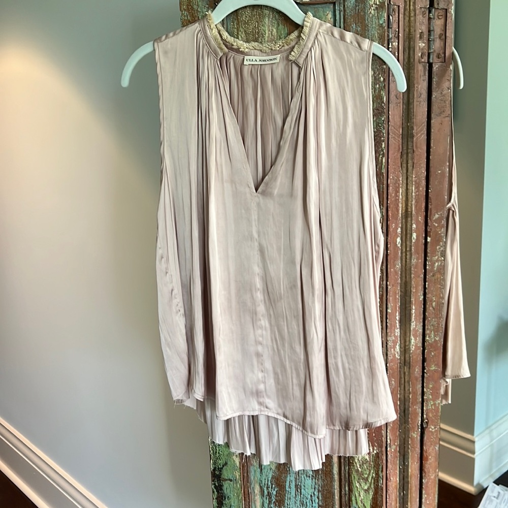 Ulla Johnson pleated blush blouse Size 6